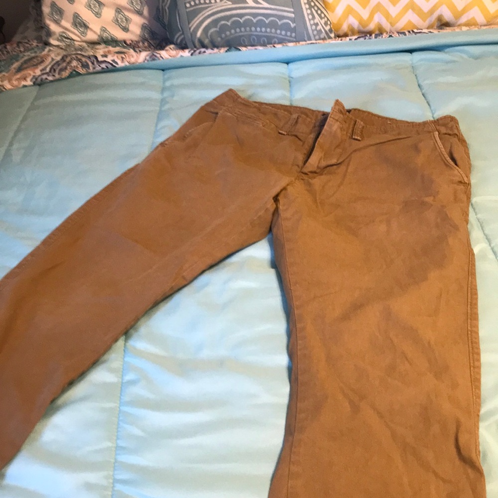 Men’s khakis